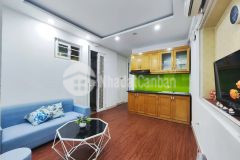 Cho thuê căn hộ chung cư ngõ 279 đội cấn, ba đình, thang máy, nhà đẹp 2 ngủ, gần ô tô