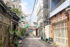 Nhà hẻm ô tô dọc phạm văn đồng cạnh cc 4s linh đông phân khúc 5 t.ỷ