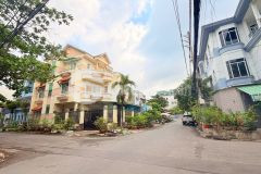 Biệt thự tân cổ điển 3 tầng khu bên sông 8.1x16m chỉ 15 tỷ
