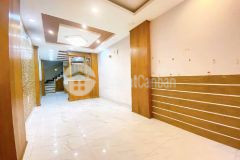 Nhà mới dọn vào ở ngay, ngay cầu vượt 2 tháng 2, trung tâm quận 10