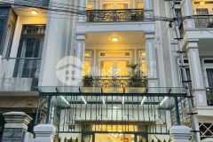 Bán căn nhà giá chỉ 7 tỷ đường ô tô gần ngã 5 đại học đà lạt