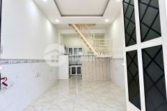 Nhà đoàn văn bơ quận 4 hẻm 3,5 m 2 tầng 2pn giá 3 tỷ