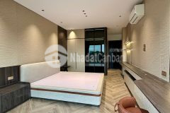 Nhà đẹp nội thất cao cấp kinh doanh tốt mặt phố hồng tiến dt 39m2. giá 27.5 tỷ
