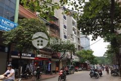 Cho thuê nhà 2 tầng phố hoàng văn thái vị trí kd cty vp đường ô tô thông thoáng